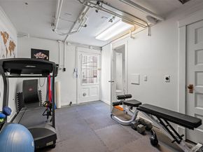 1750 Hudson Street, Denver CO 80220