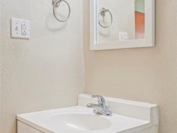 3940 W 17th Avenue, Denver CO 80204