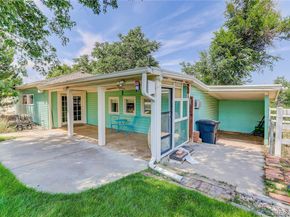 1060 S Estes Court, Lakewood CO 80226