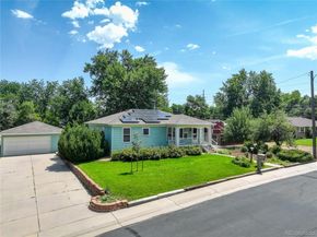 1060 S Estes Court, Lakewood CO 80226