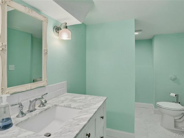 1060 S Estes Court, Lakewood CO 80226