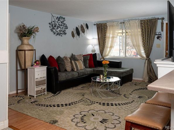 1134 Del Mar Parkway, Aurora CO 80010