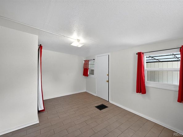 1124 S Perry Street, Denver CO 80219