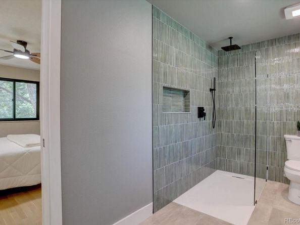 8750 W 8th Avenue, Lakewood CO 80215