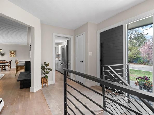 8750 W 8th Avenue, Lakewood CO 80215
