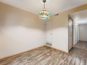 1876 S Pitkin Circle B, Aurora CO 80017