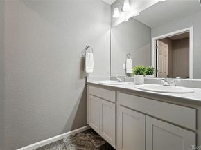 4439 S Valdai Way, Aurora CO 80015