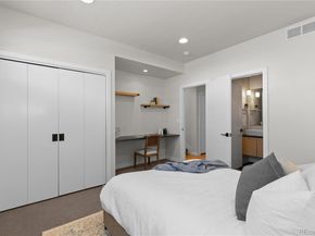 1822 W 33rd Avenue 103, Denver CO 80211