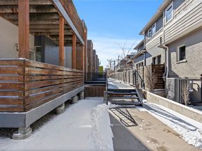 1822 W 33rd Avenue 103, Denver CO 80211