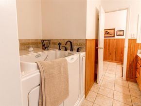 7785 W 5th Avenue, Lakewood CO 80226