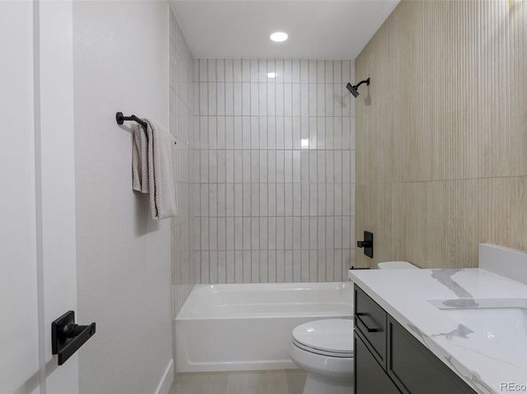 1670 S Quieto Court, Denver CO 80223