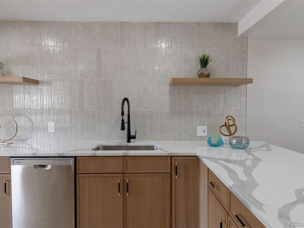 1670 S Quieto Court, Denver CO 80223