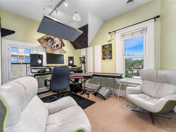 569 S Sherman Street, Denver CO 80209
