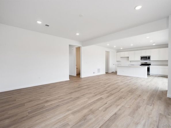 24737 E 40th Avenue, Aurora CO 80019