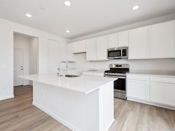 24737 E 40th Avenue, Aurora CO 80019