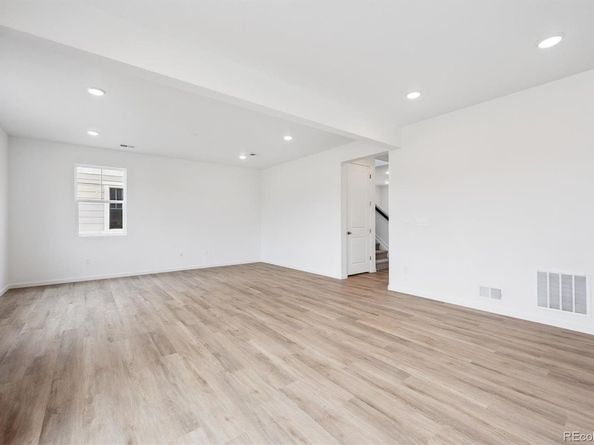 24737 E 40th Avenue, Aurora CO 80019