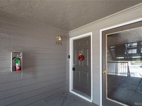 2575 S Syracuse Way M206, Denver CO 80231