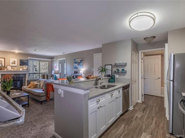2575 S Syracuse Way M206, Denver CO 80231