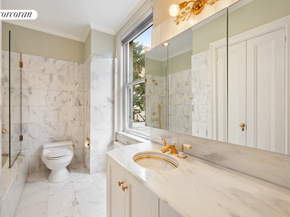 950 5th Avenue 2, New York NY 10021