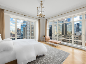 520 Park Avenue 22, New York NY 10065