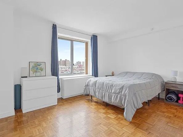 300 West 135th Street 9f, New York NY 10030