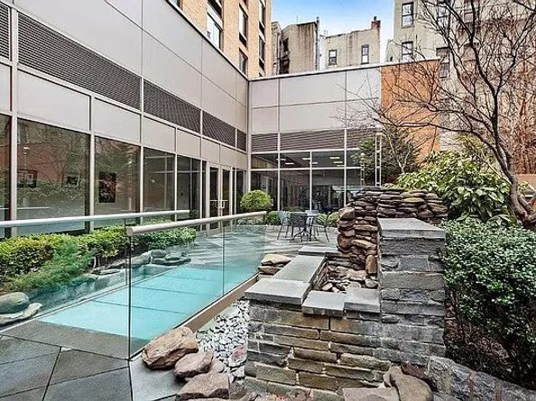 300 West 135th Street 9f, New York NY 10030