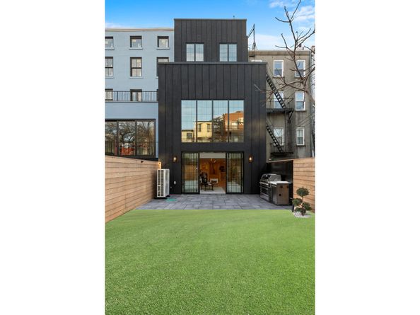 405 Sackett Street, Brooklyn NY 11231