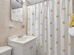 754 East 6th Street 4E, New York NY 10009