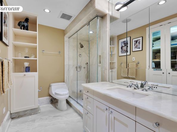 280 Park Avenue S 18EF, New York NY 10010
