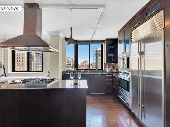 280 Park Avenue S 18EF, New York NY 10010