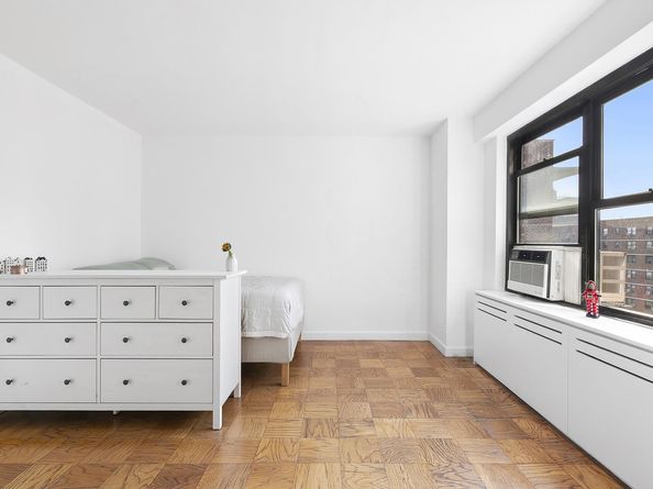 266 East Broadway B1902, New York NY 10002