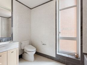 200 East 95th Street 8C, New York NY 10128