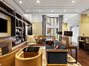 200 East 95th Street 8C, New York NY 10128