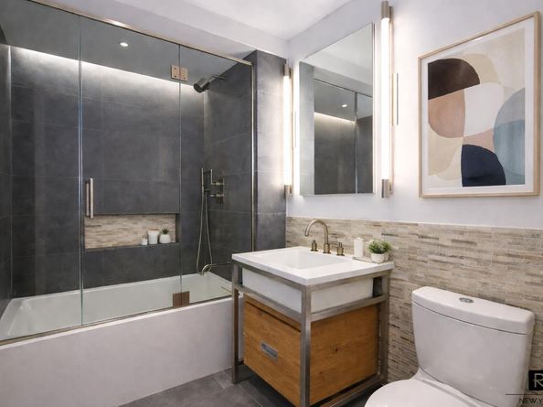 211 East 13th Street 6D, New York NY 10003