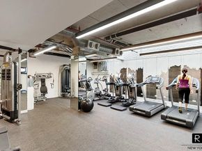 211 East 13th Street 6D, New York NY 10003