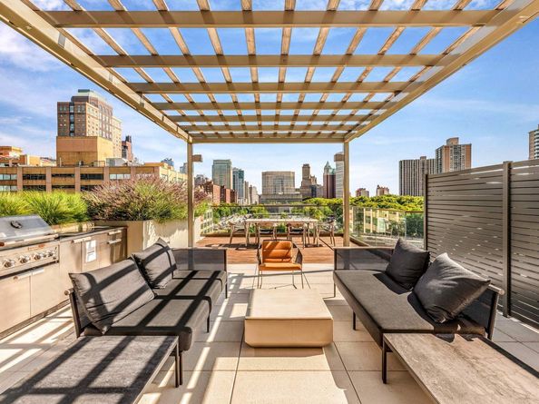 98 Front Street 7Q, Brooklyn NY 11201