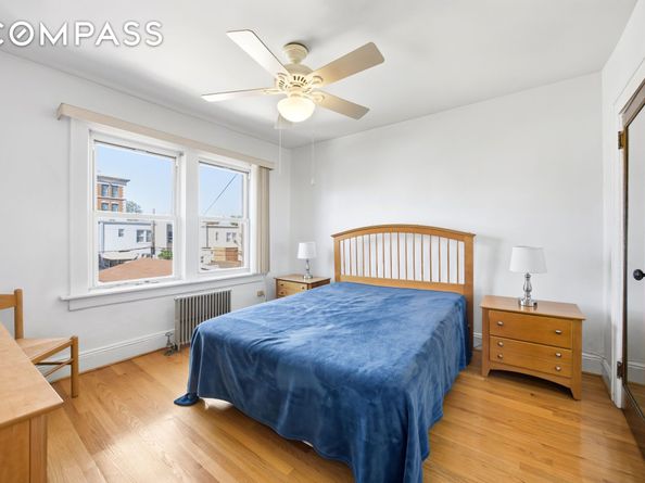 22-44 43rd Street, Queens NY 11105
