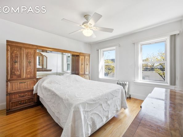 22-44 43rd Street, Queens NY 11105