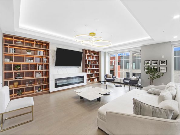 37-26 32nd Street N4G, Queens NY 11101