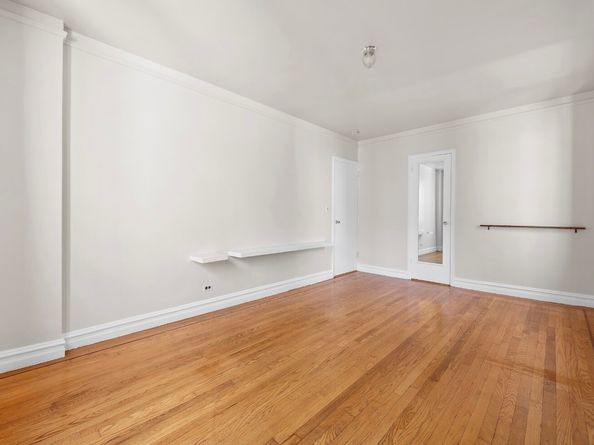 860 Grand Concourse 5P, Bronx NY 10451