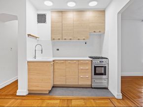 860 Grand Concourse 5P, Bronx NY 10451