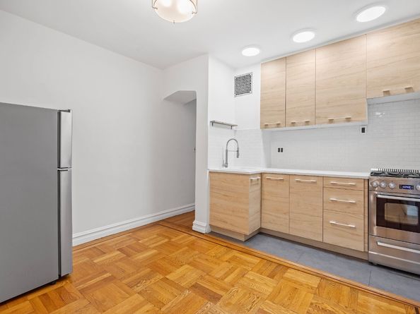 860 Grand Concourse 5P, Bronx NY 10451