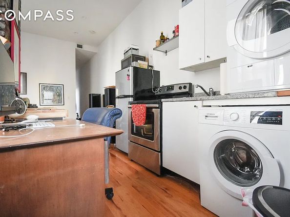 199 Java Street, Brooklyn NY 11222