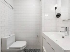 140 West 10th Street 3FE, New York NY 10014