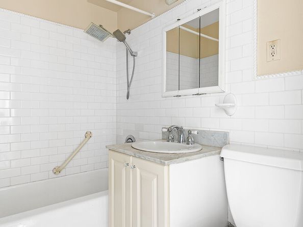 233 East 69th Street 15GH, New York NY 10021