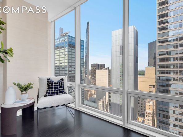 641 5th Avenue 26D, New York NY 10022