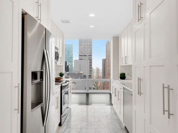 641 5th Avenue 26D, New York NY 10022