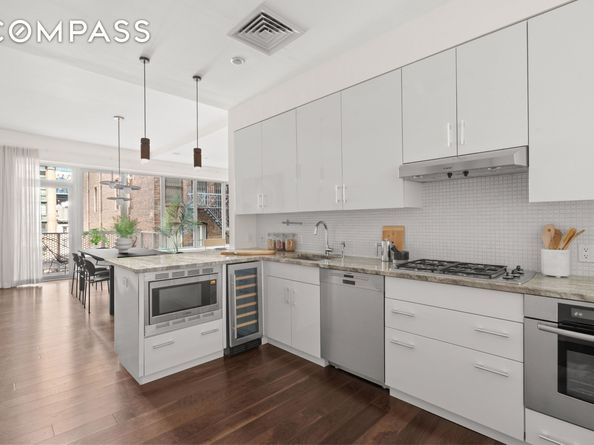 48 Bond Street 4B, New York NY 10012