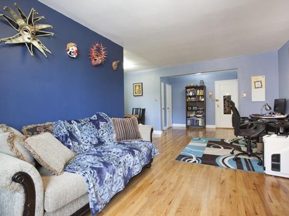 140-21 Burden Crescent 306, Queens NY 11435