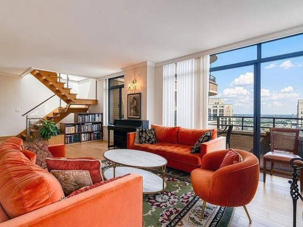 400 East 70th Street 3501, New York NY 10021